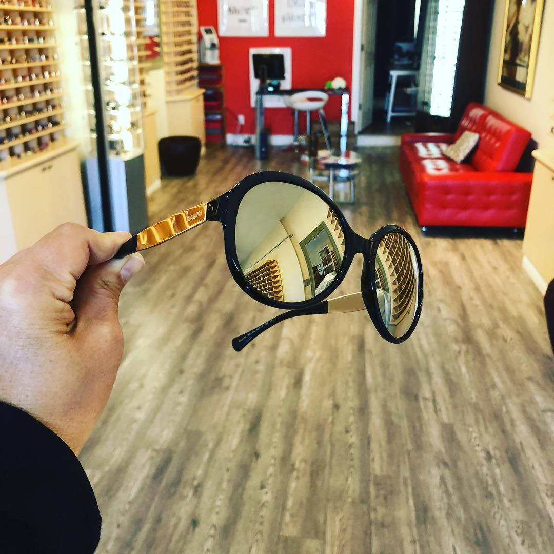 About Us 3 For 1 Glasses Etobicoke